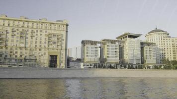 Moskou gebouwen. actie. Moskou mooi architectuur in parken genomen van verschillend hoeken. foto