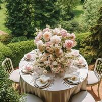 ai gegenereerd vakantie tafellandschap, formeel avondeten tafel instelling, pioen bloemen tafel scape met pioenen decoratie voor bruiloft partij en evenement viering, generatief ai foto