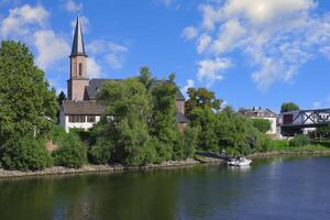 Frankfurt ben hoofd, duitsland, 2023 - wikolat kerk Bij de Ingang van Frankfurt ben hoofd, hessen, Duitsland foto