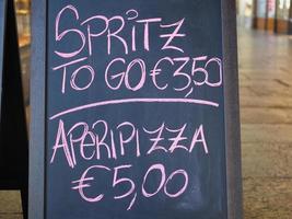 spritz to go en aperipizza foto