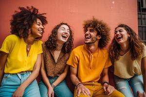 ai generatief verschillend gemeenschap van jong mensen glimlachen samen Aan een geel muur achtergrond multiraciaal college studenten hebben pret lachend buiten jeugd cultuur concept foto