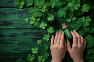 ai gegenereerd hand- Holding een fles van groen nagel Pools Aan een houten st. Patrick dag achtergrond foto