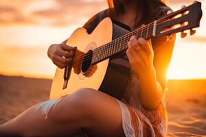 ai gegenereerd vrouw spelen akoestisch gitaar Aan zanderig strand Bij zonsondergang tijd. spelen muziek- concept, neurale netwerk gegenereerd fotorealistisch beeld foto