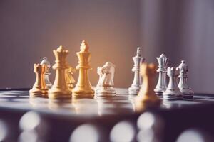 schaak bord - een competitief bedrijf idee naar slagen. foto