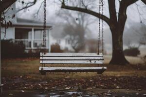 ai gegenereerd leeg houten schommel in de park Aan een regenachtig dag foto