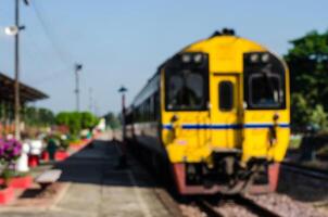 wazig trein station parkeren foto