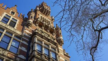 ai gegenereerd foto verticaal schot van de kerk kathedraal Aan een Doorzichtig lucht ai gegenereerd