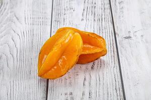 tropisch zoet heerlijk fruit - carambola foto