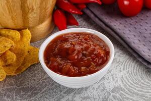 pittig Mexicaans saus salsa dip foto