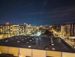 visie van Portland Bij nacht van een hoog punt in de stad. foto