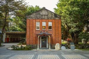 rood huis historisch monument, een gedenkteken boek kamer Bij Taipei foto