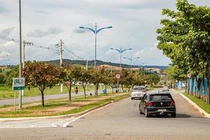 goiania, goias, brazilië, 2019 - avenida bv 15 in de stad senador canedo foto