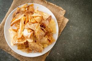 krokante zoete tarochips - snack foto