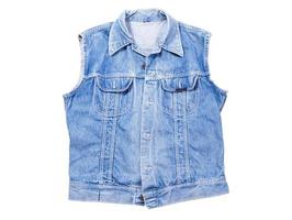 blauw denim vest op een witte achtergrond, jeans vest geïsoleerd op een witte achtergrond, zomer kleding element foto