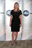 natasha henstridge Bij de Disney abc televisie groep zomer druk op afval Bij de abc kantoren in burbank, ca Aan mei 29, 2009 2009 foto