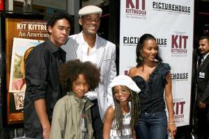 drie, zullen, jada, jaden wilg Smith aankomen Bij de première van uitrusting kittredge Bij de bosje in los engelen, ca juni 14, 2008 foto