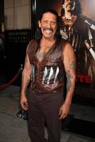 los angeles - aug 25 danny trejo arriveert Bij de kapmes première Bij orpheum theater Aan augustus 25, 2010 in los engelen, ca foto