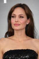 los angeles - jul 19 angelina jolie aankomen Bij de zout première Bij graumans Chinese theater Aan 19 juli, 2010 in los engelen, ca foto