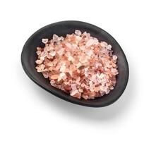 roze himalayan zout in een kom foto