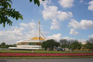 mooi bloemen bloeiend in suan luang rama 9 foto