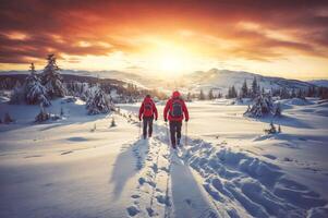 ai gegenereerd twee mensen wandelen Aan een met sneeuw bedekt landschap gedurende een zonsondergang. ze zijn vervelend rood jassen en draag- rugzakken. foto