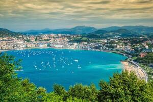 panoramisch antenne visie van san Sebastian donostia Spanje foto