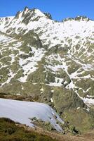 sneeuw gredos bergen in avila Spanje foto