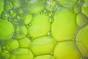 groen zeep bubbels, groen abstract achtergrond foto