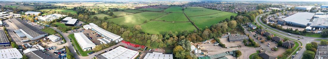 antenne ultra breed panoramisch visie van Northampton stad van Engeland, uk, oktober 25e, 2023 foto