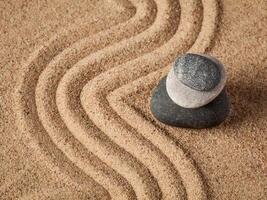 Japanse zen stenen tuin foto