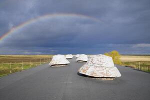 regenboog, visie van de dak van de gebouw. ventilatie verkooppunten foto