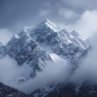 ai gegenereerd majestueus besneeuwd berg top ingelijst door wolken in een sereen landschap voor sociaal media post grootte foto