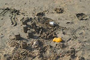 kinderen Speel in de zand foto