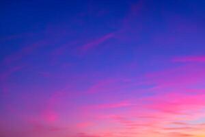 pastel dromen een betoverend canvas geschilderd in mooi pastel lucht, onthulling van de natuur rustig elegantie en creëren een sereen horizon boordevol met zacht tinten en etherisch schoonheid foto