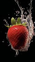 ai gegenereerd een aardbei wezen bespat met water foto