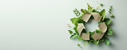 ai gegenereerd groen recycle symbool Aan wit achtergrond. recycling teken voor wereld bescherming, ecologisch omgeving, nul koolstof dioxide uitstoot foto