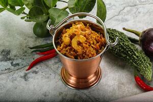 Indisch keuken - briani met garnalen foto
