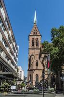 Protestant kerk van heilige peter de jong, Straatsburg, Elzas, bas neushoorn afdeling, Frankrijk foto