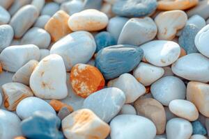 ai gegenereerd wit, blauw en oranje kiezels. kleurrijk stenen achtergrond. generatief ai foto
