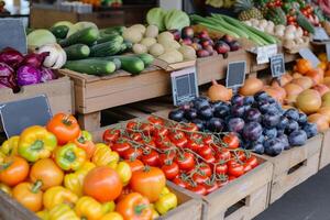 ai gegenereerd vers biologisch fruit en groenten Bij boeren markt. generatief ai foto