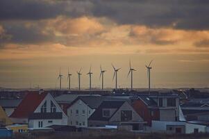 wind energie De volgende naar dorp in Denemarken foto