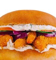 Amerikaans vis hamburger geïsoleerd Aan wit foto
