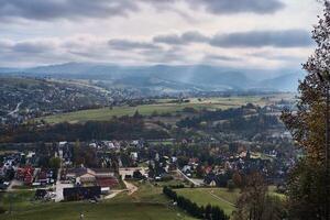 visie van de berg stad- zakopane van bovenstaand foto