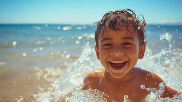 ai gegenereerd een weinig jongen blij hebben een Super goed tijd Aan een zonnig strand gedurende een warm dag. foto