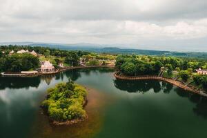 de ganga talao tempel in groots bassin, savanne, Mauritius. foto