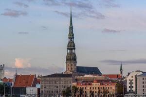 visie van st. peter's kerk in Riga in Letland 6 foto