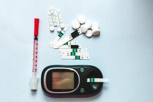 een apparaatje voor meten bloed suiker voor diabetici. foto