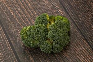 rauw rijp groen broccoli kool foto