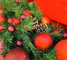 Kerstmis boom met geschenk dozen, Kerstmis boom en geschenken, Kerstmis boom en decoraties foto