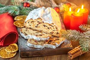stol - traditioneel Duits kerstbrood foto